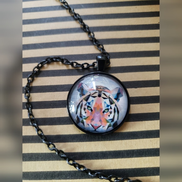 Hand Made Jewelry - NEW Tiger Cabochon Necklace